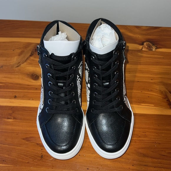 New and Never Worn Aldo Wedge Sneakers - Picture 4 of 5